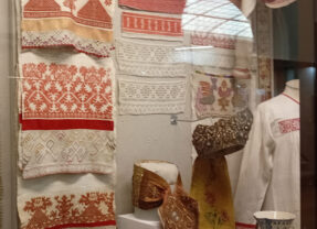 В День Русского национального единства сторонники Движения Националистов посетили Этнографический музей Санкт-Петербурга